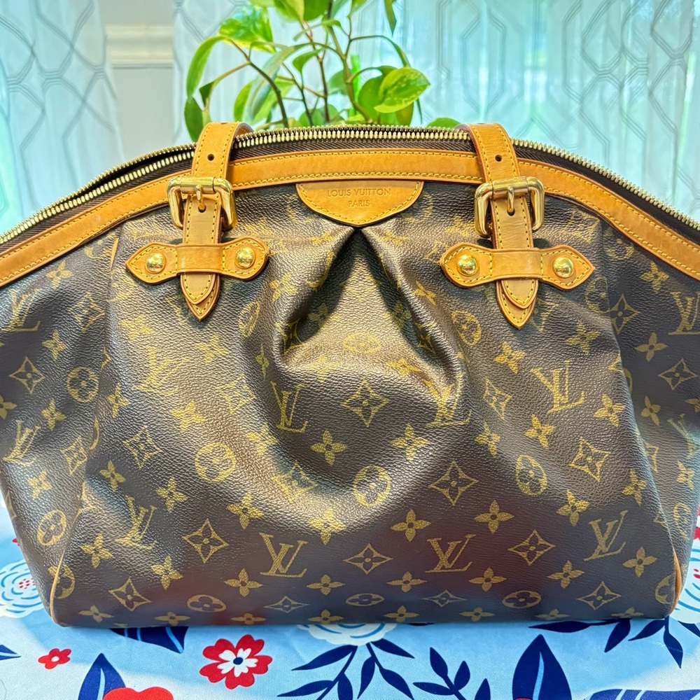 Louis Vuitton Tivoli GM